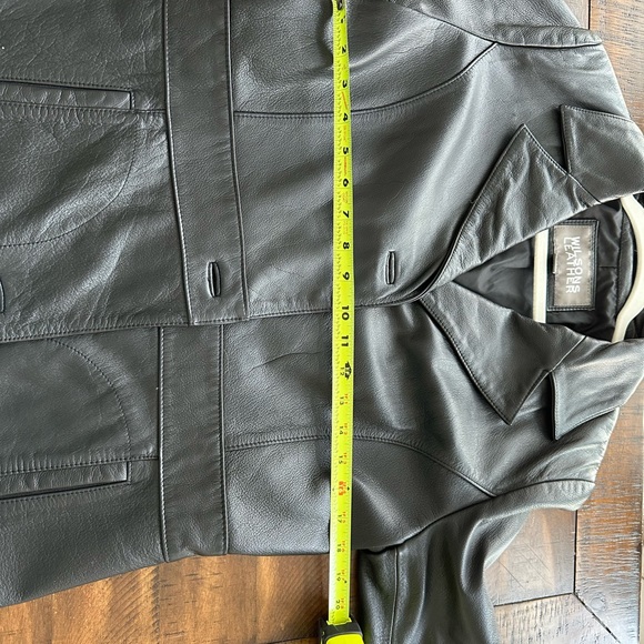 Wilsons Black Leather Blazer size L. EUC - Picture 11 of 12